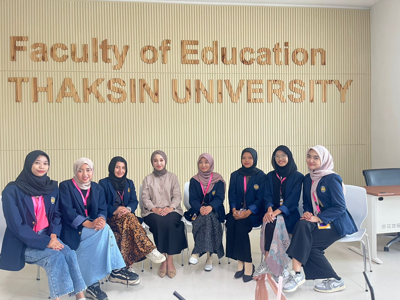Mahasiswa FIP UNESA Lakukan Student Exchange ke Thaksin University: Meningkatkan Kerjasama Akademis Internasional