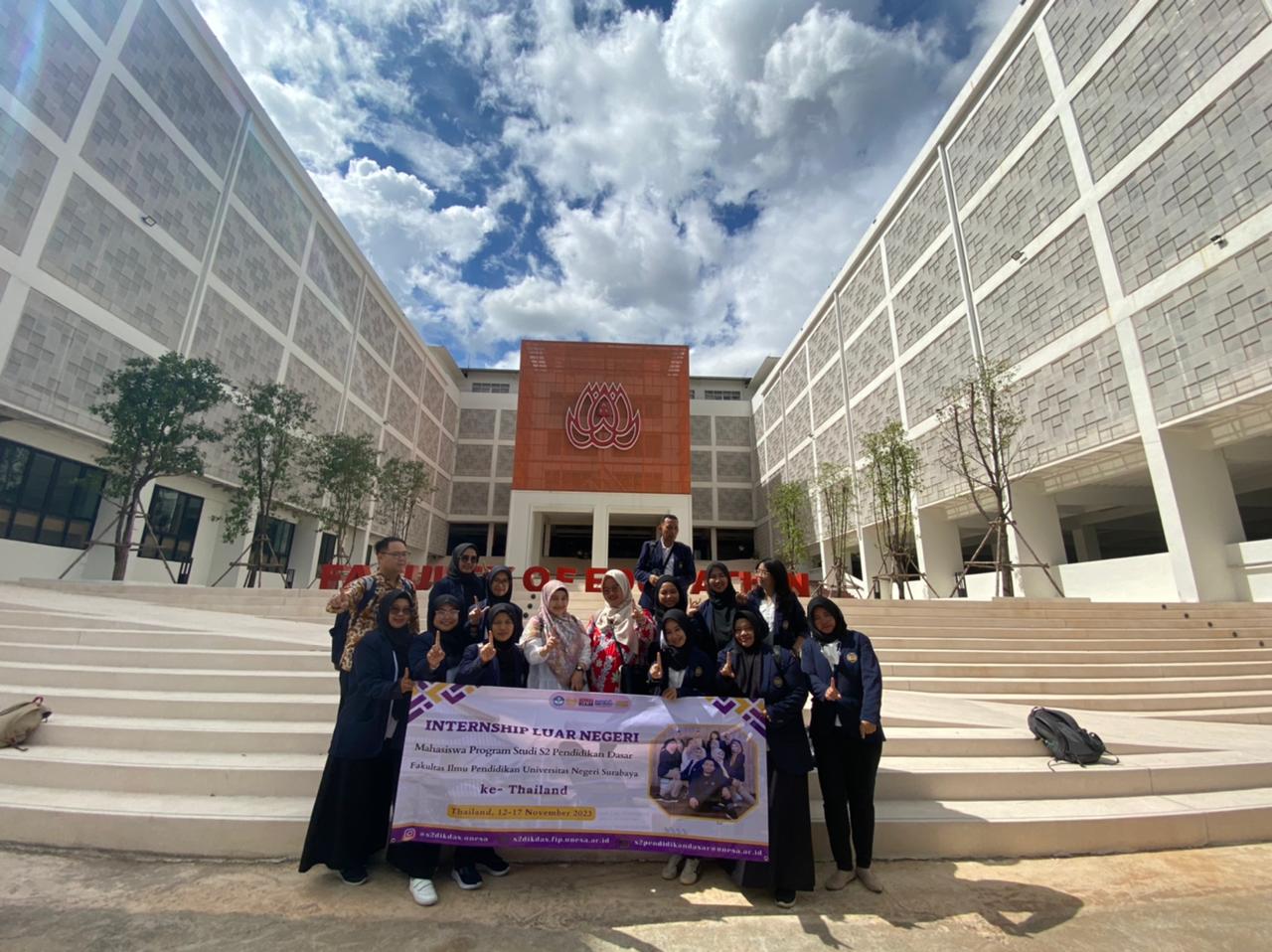 Internship Mahasiswa S2 Pendidikan Dasar FIP UNESA di Khonkaen University, Thailand: Meningkatkan Kolaborasi Pendidikan Antarbangsa