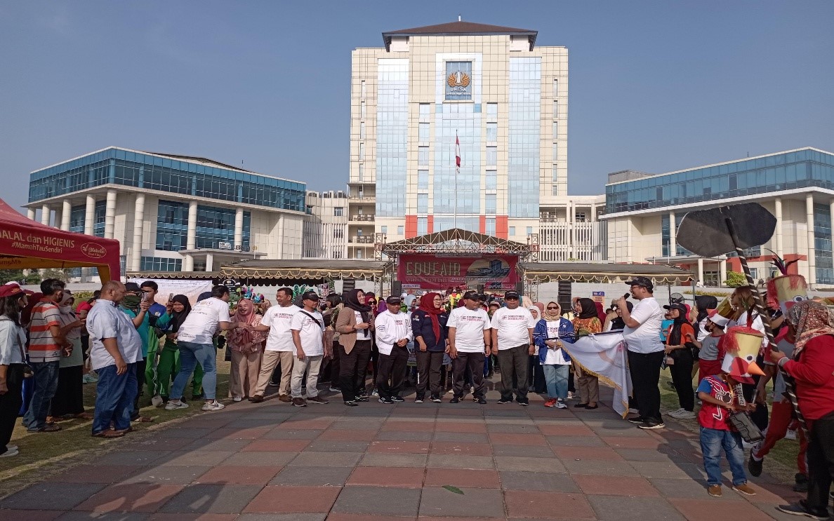 Dekan FIP UNESA Hadiri Edufair Disability Expo 2023