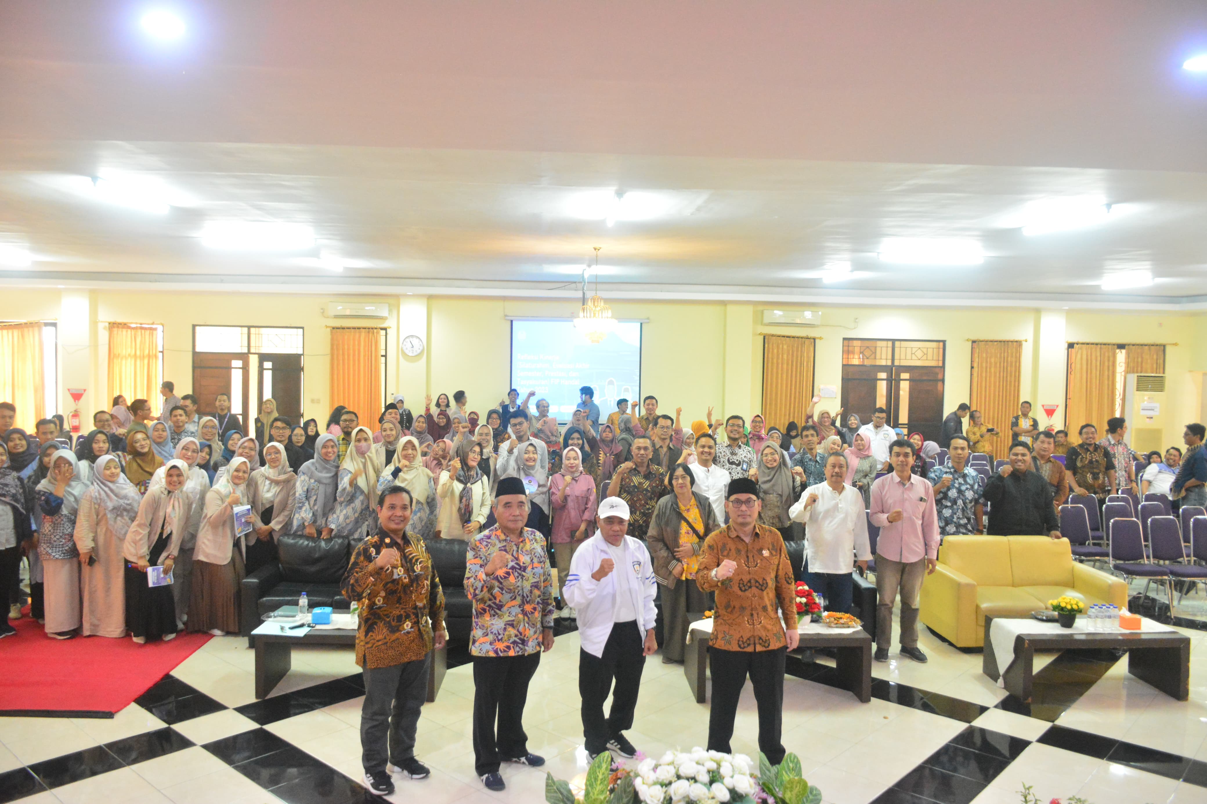 Refleksi FIP dalam Satu Tahun, Puluhan Prestasi Nasional dan Internasional Berhasil Ditorehkan FIP UNESA