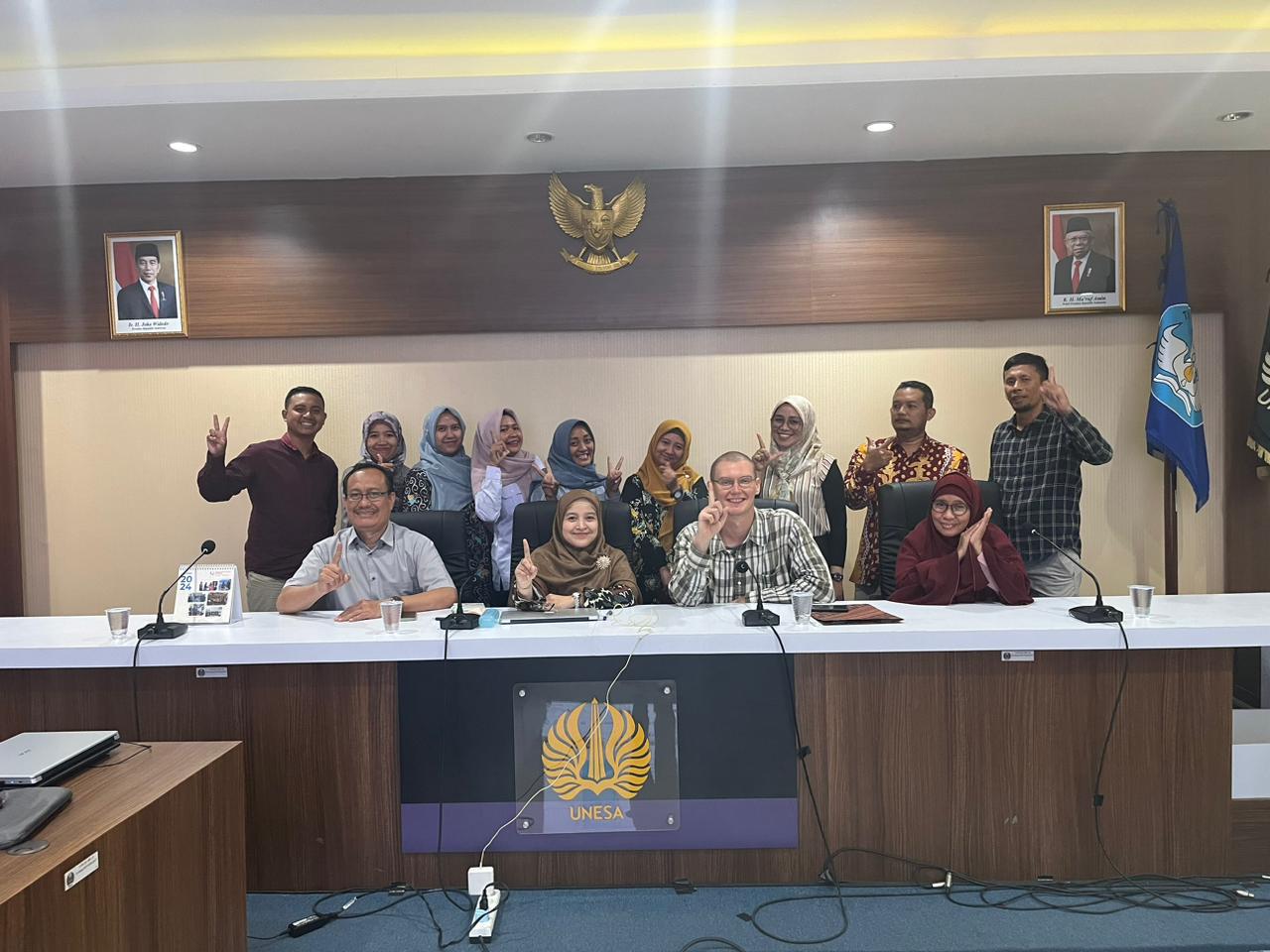Prodi Pendidikan Dasar FIP UNESA Gelar "Visiting Lecturer" Bersama Narasumber dari Italia