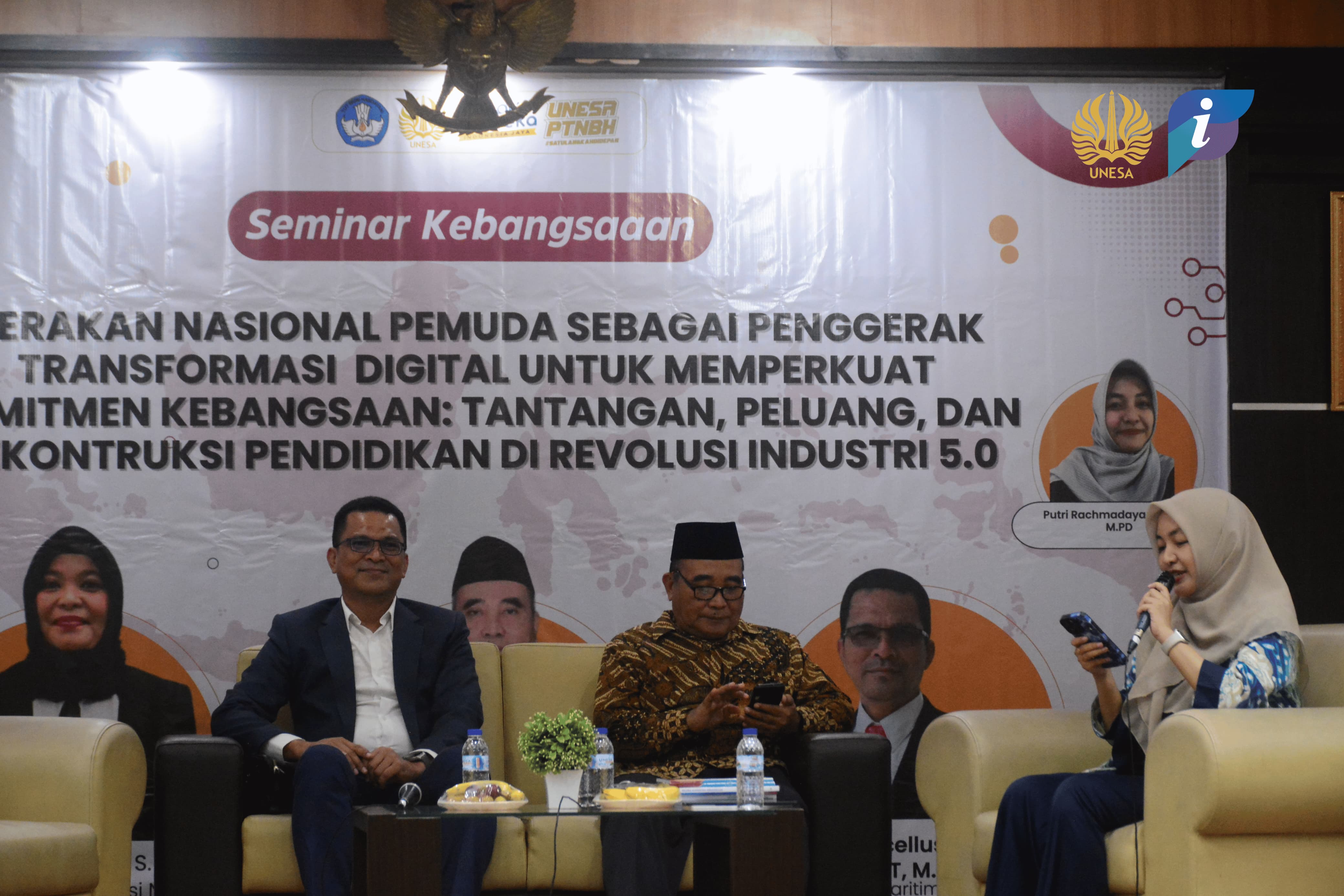FIP UNESA Selenggarakan Seminar Kebangsaan: Transformasi Digital dan Komitmen Kebangsaan di Era Revolusi Industri 5.0