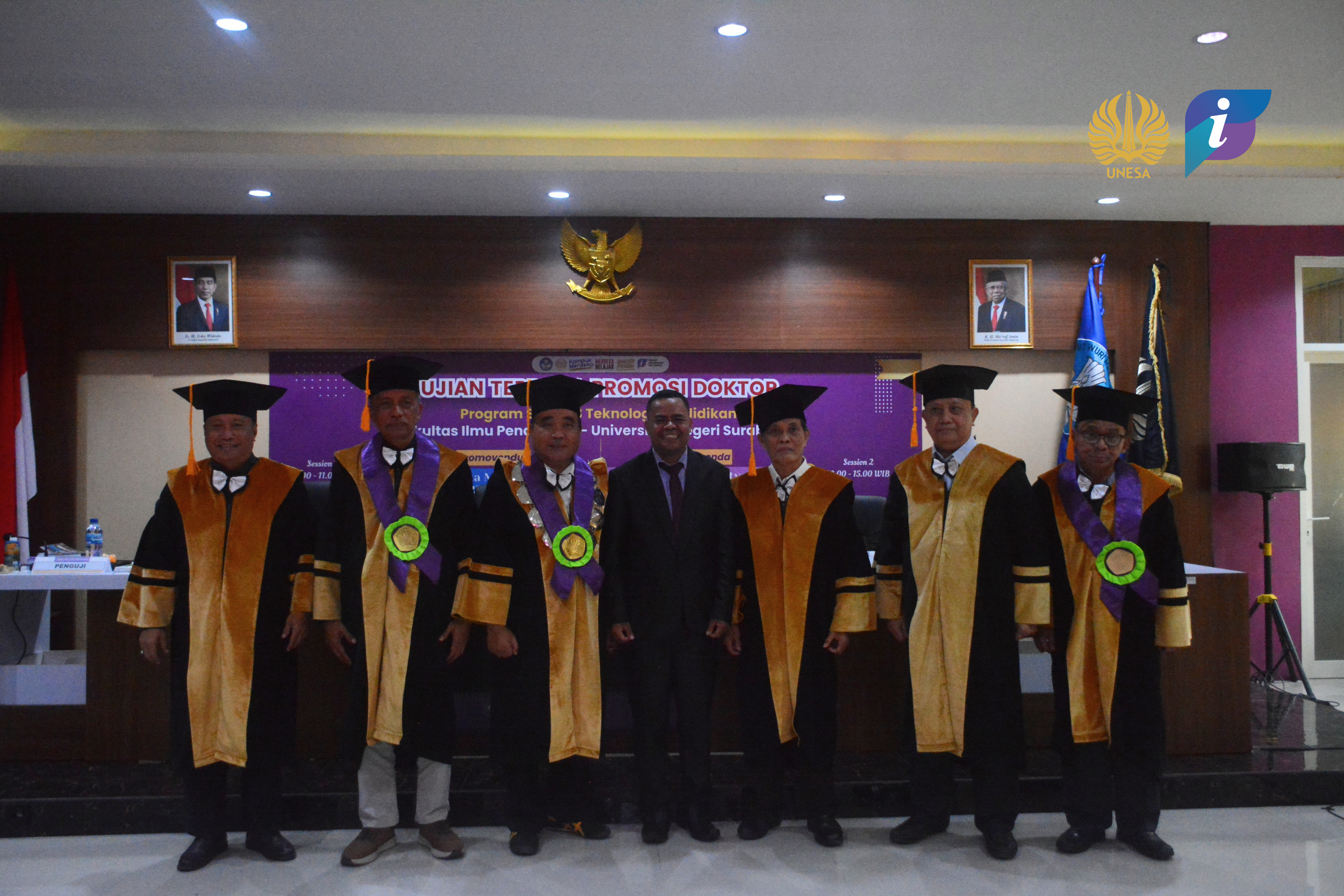 Program Studi S3 Teknologi Pendidikan UNESA Gelar Ujian Disertasi Terbuka ke-116, Anselmus Yata Mores Raih Gelar Doktor dengan Predikat Terbaik.