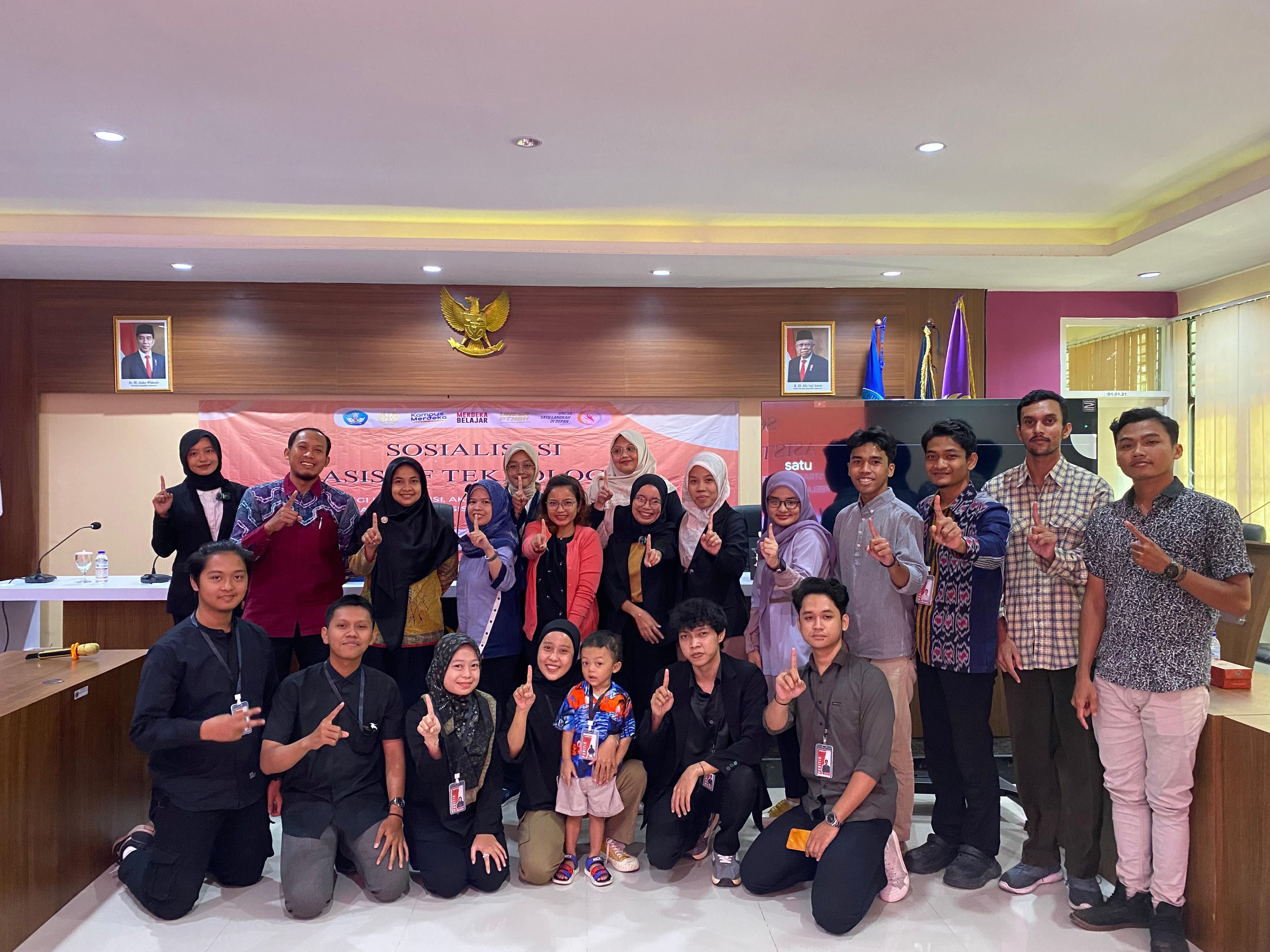 PLB FIP UNESA Gelar Sosialisasi Asistif Teknologi untuk Optimalkan Pembelajaran Mahasiswa Disabilitas Rungu