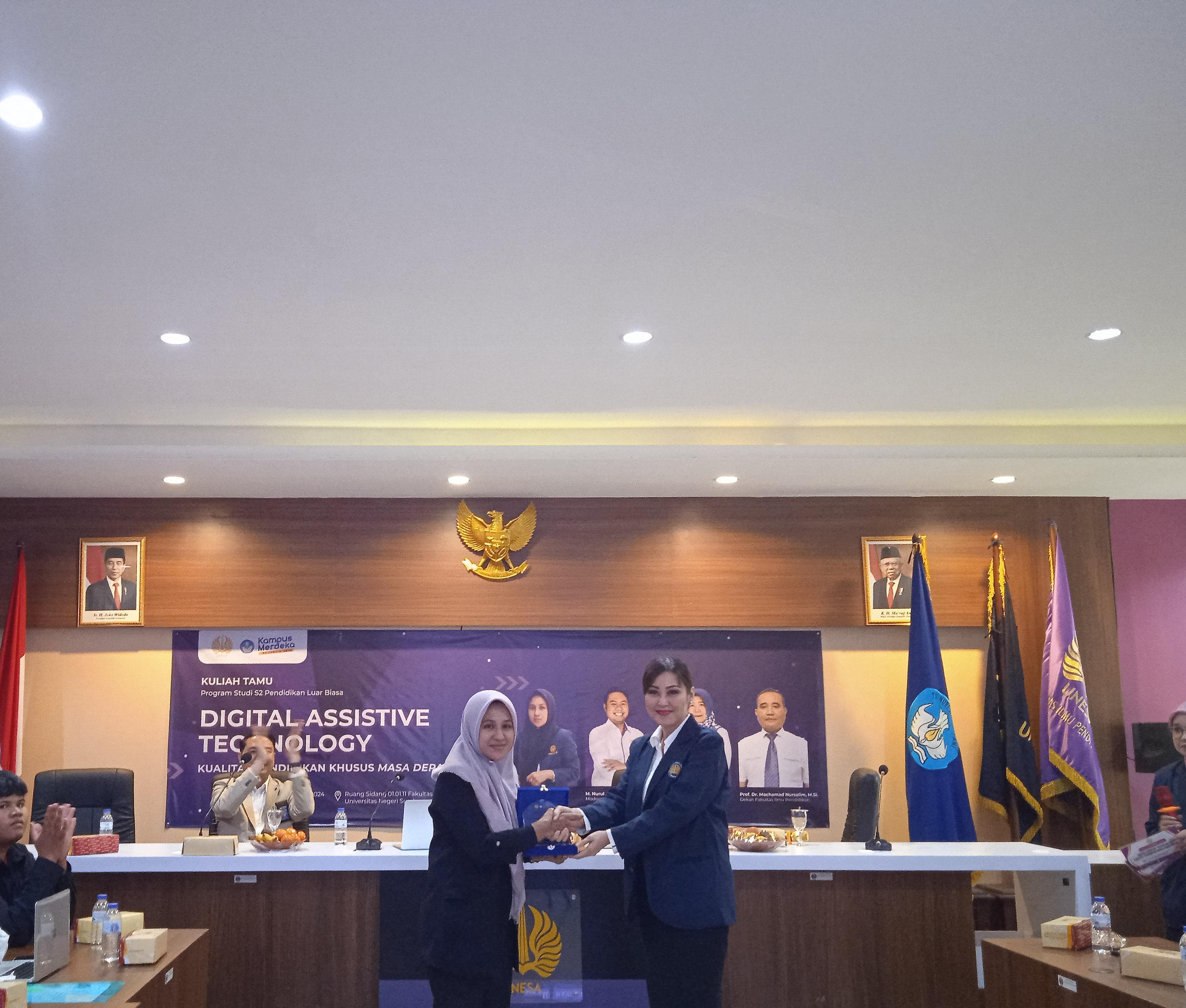 Inovasi Teknologi Asistif: S2 PLB UNESA Hadirkan Kuliah Tamu Inspiratif untuk Mahasiswa Baru