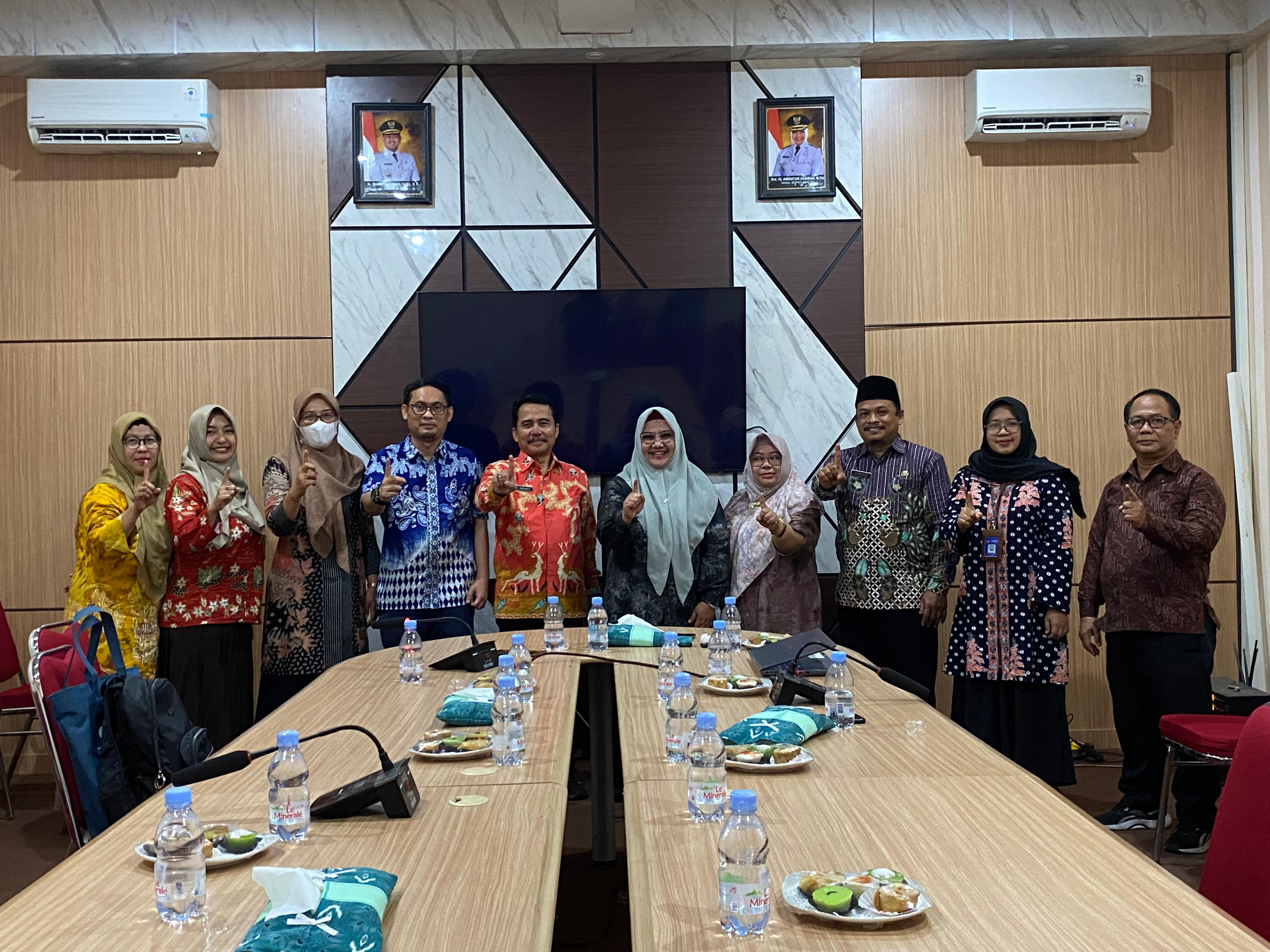 Penandatanganan Kerjasama Antara FIP UNESA dan Dinas Pendidikan Kabupaten Gresik Dihadiri Oleh PLT Bupati Kab. Gresik