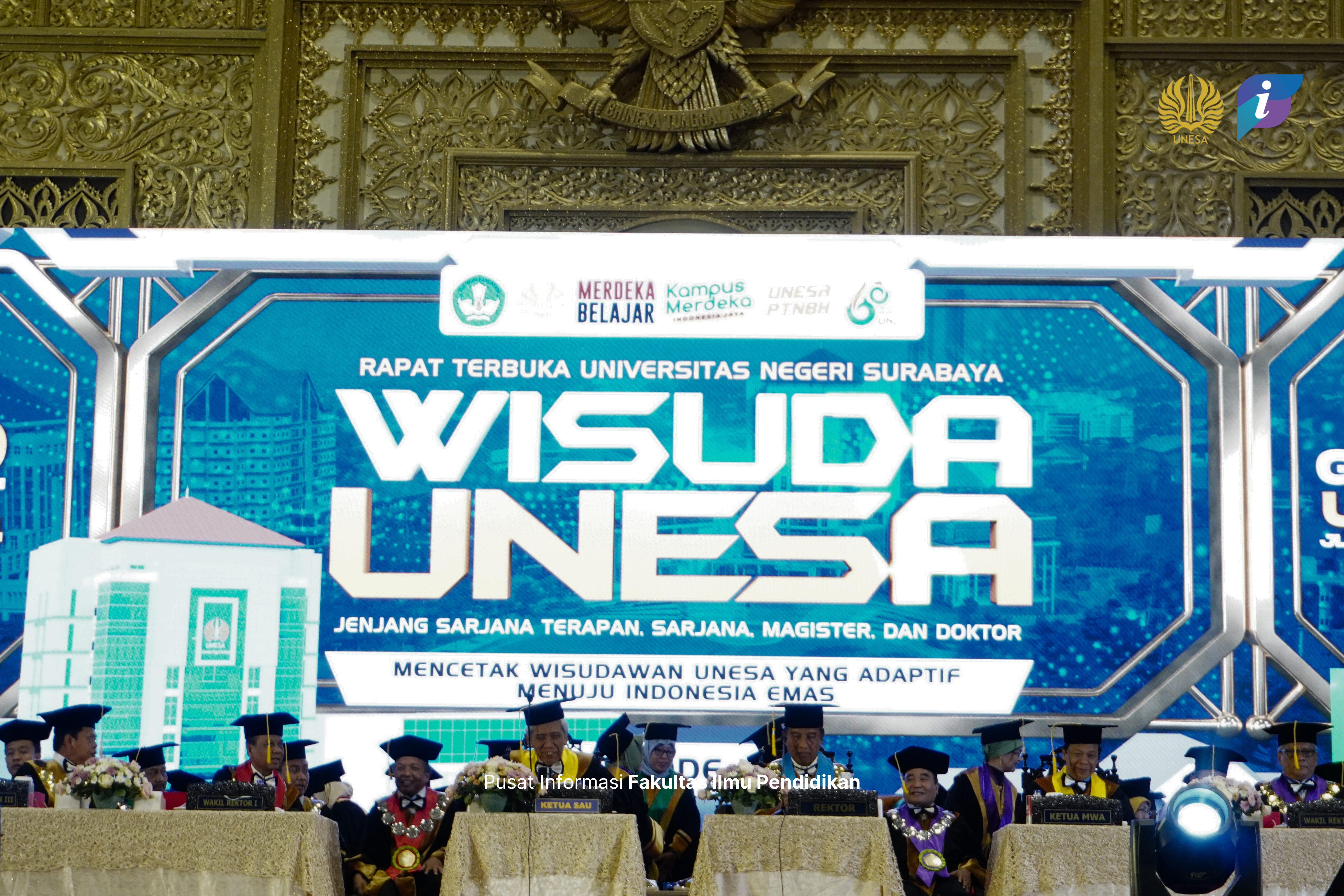 Capaian Prestasi Gemilang Mahasiswa FIP UNESA dalam Gelaran Wisuda Periode 112