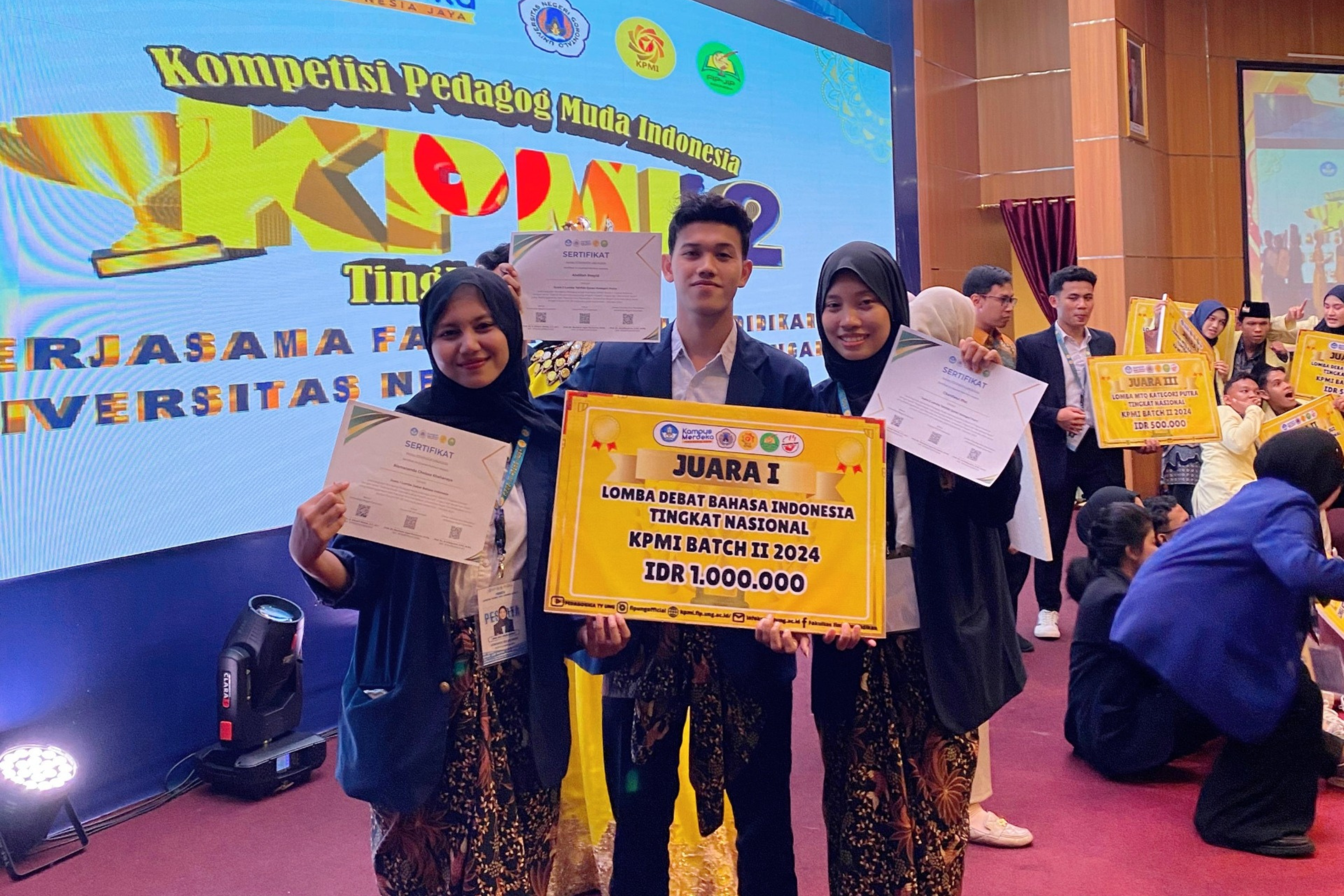 Kontingen FIP UNESA Ukir Prestasi Membanggakan di Ajang KPMI 2024