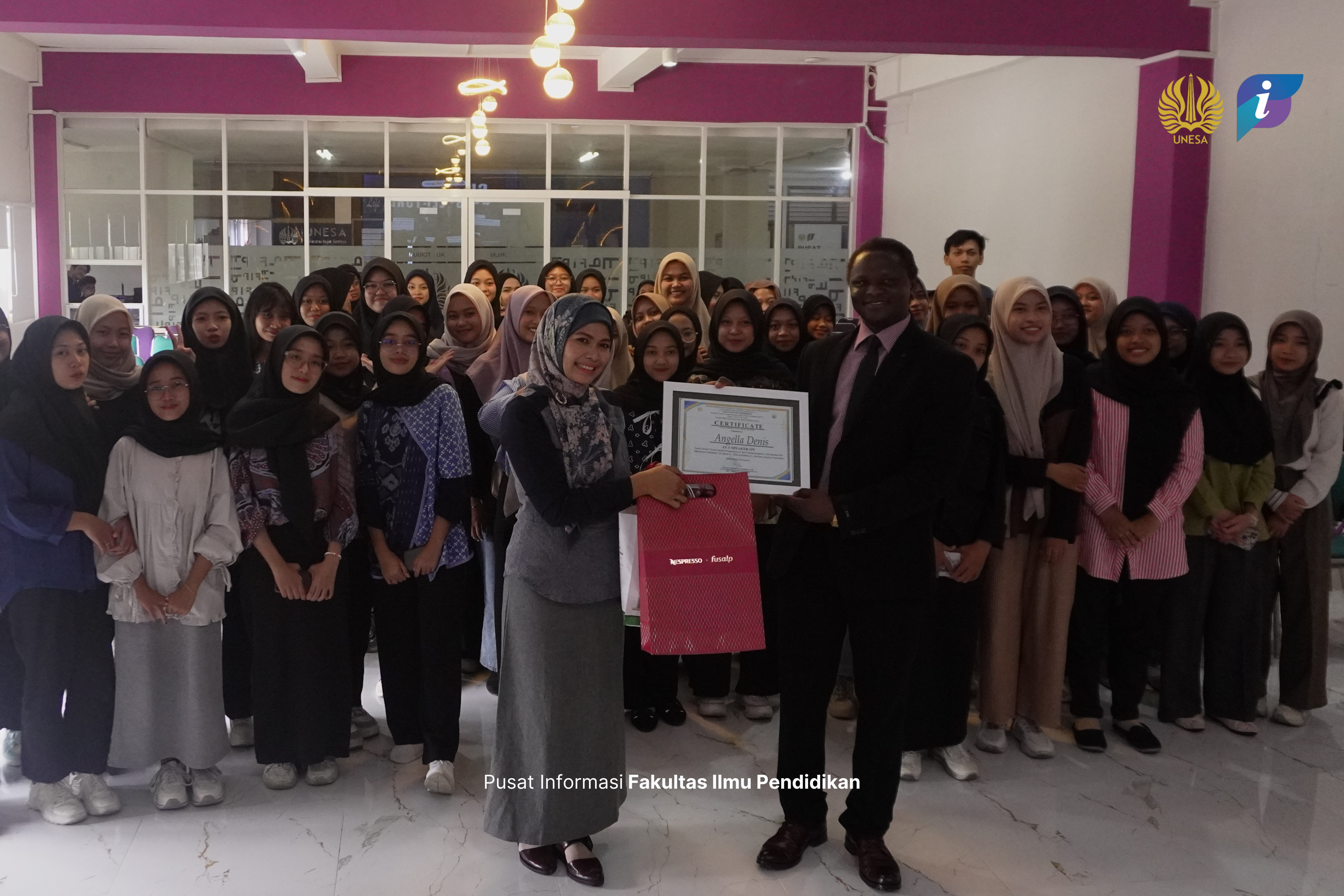 Kuliah Tamu FIP UNESA, Angella Denis Kenalkan Pentingnya Pendidikan&nbsp;