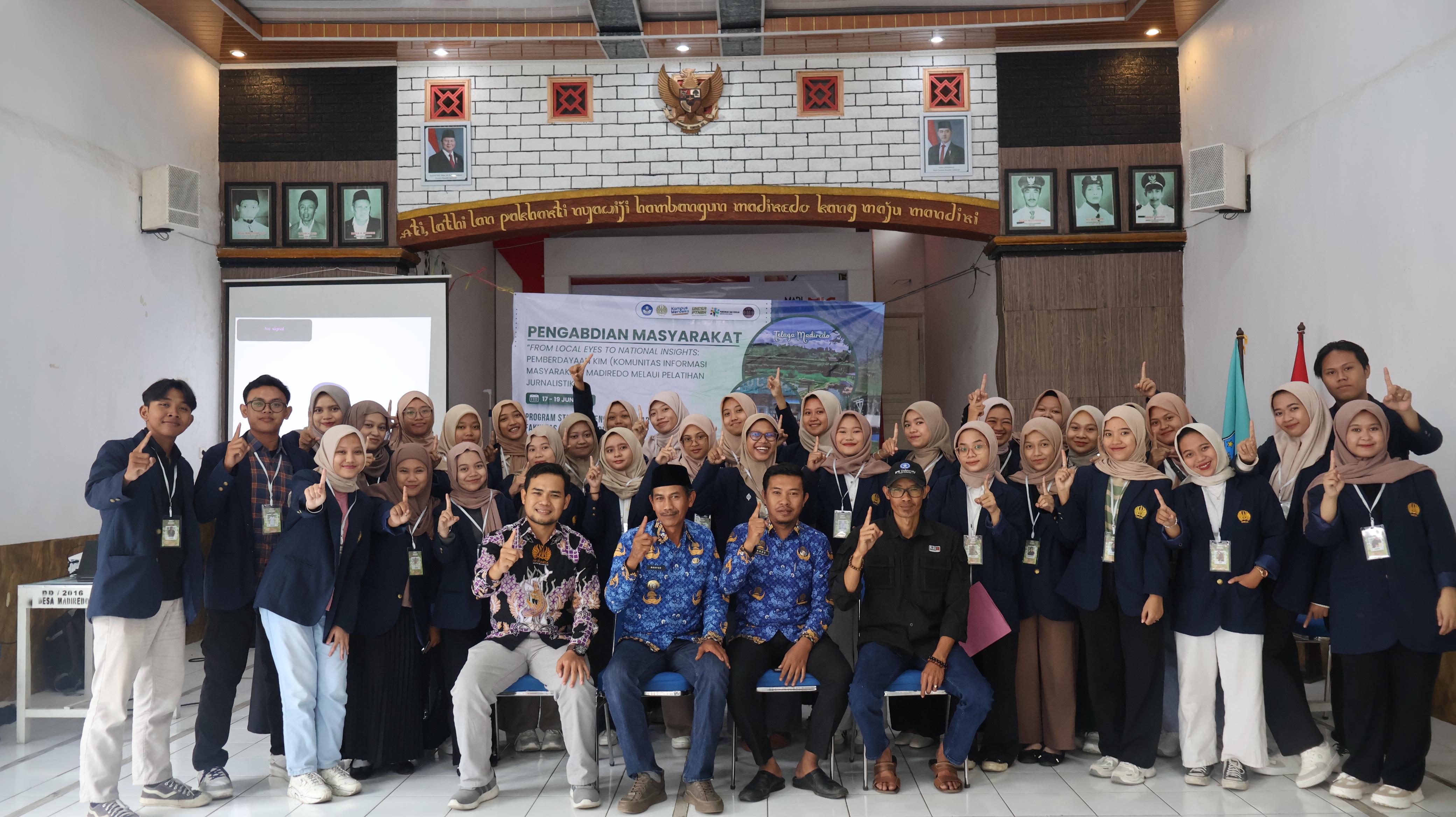 From Local Eyes to National Insight: Penguatan Komunitas Informasi Masyarakat Madiredo melalui Pelatihan Jurnalistik Partisipatif