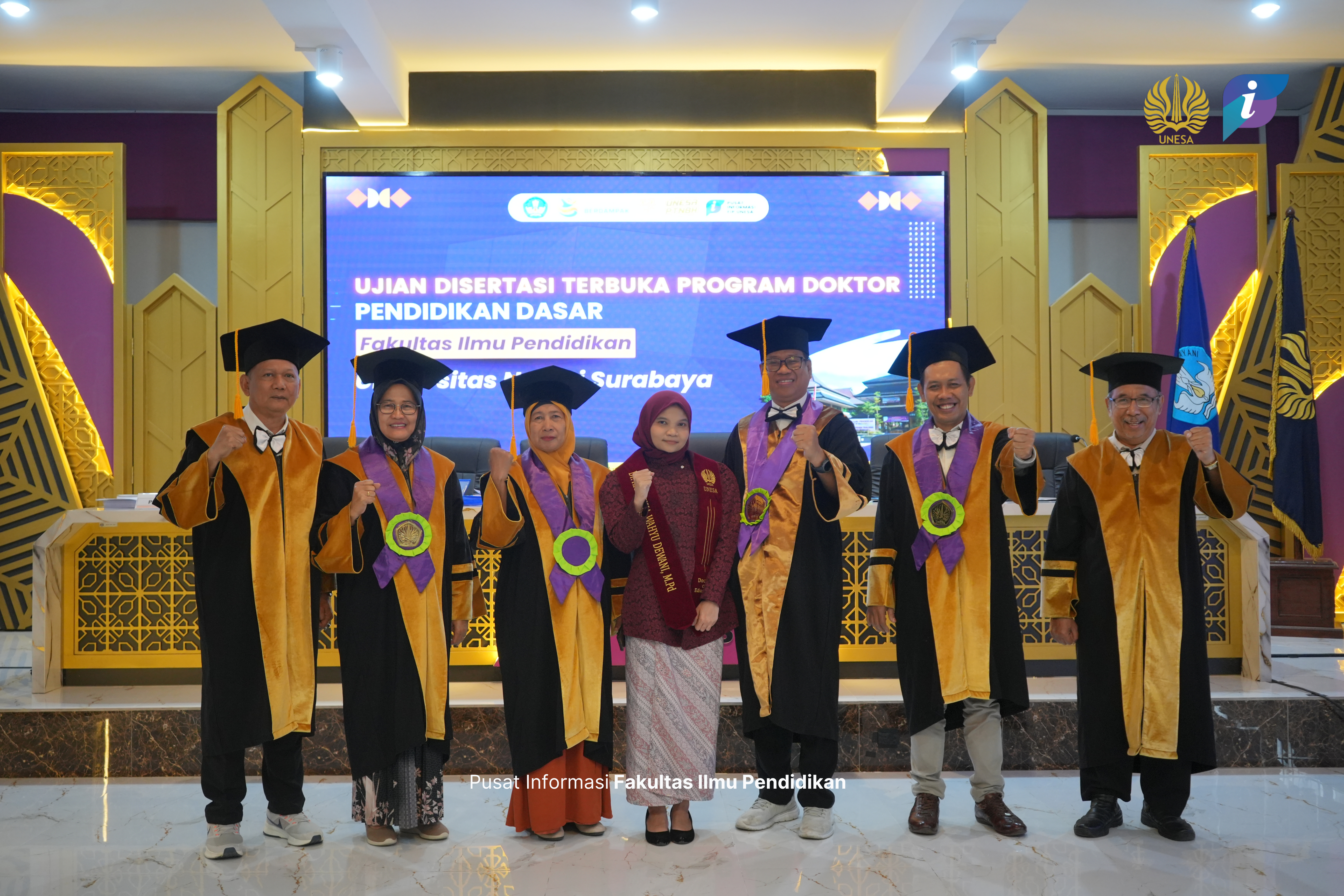 Hardhika Sukses Kembangkan Model Literasi Digital, Raih Gelar Doktor ke- 10 di S3 DIKDAS FIP UNESA
