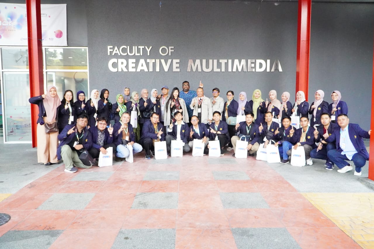 S2 Teknologi Pendidikan FIP UNESA Jalin Kolaborasi Internasional melalui Kunjungan Akademik ke Multimedia University Malaysia