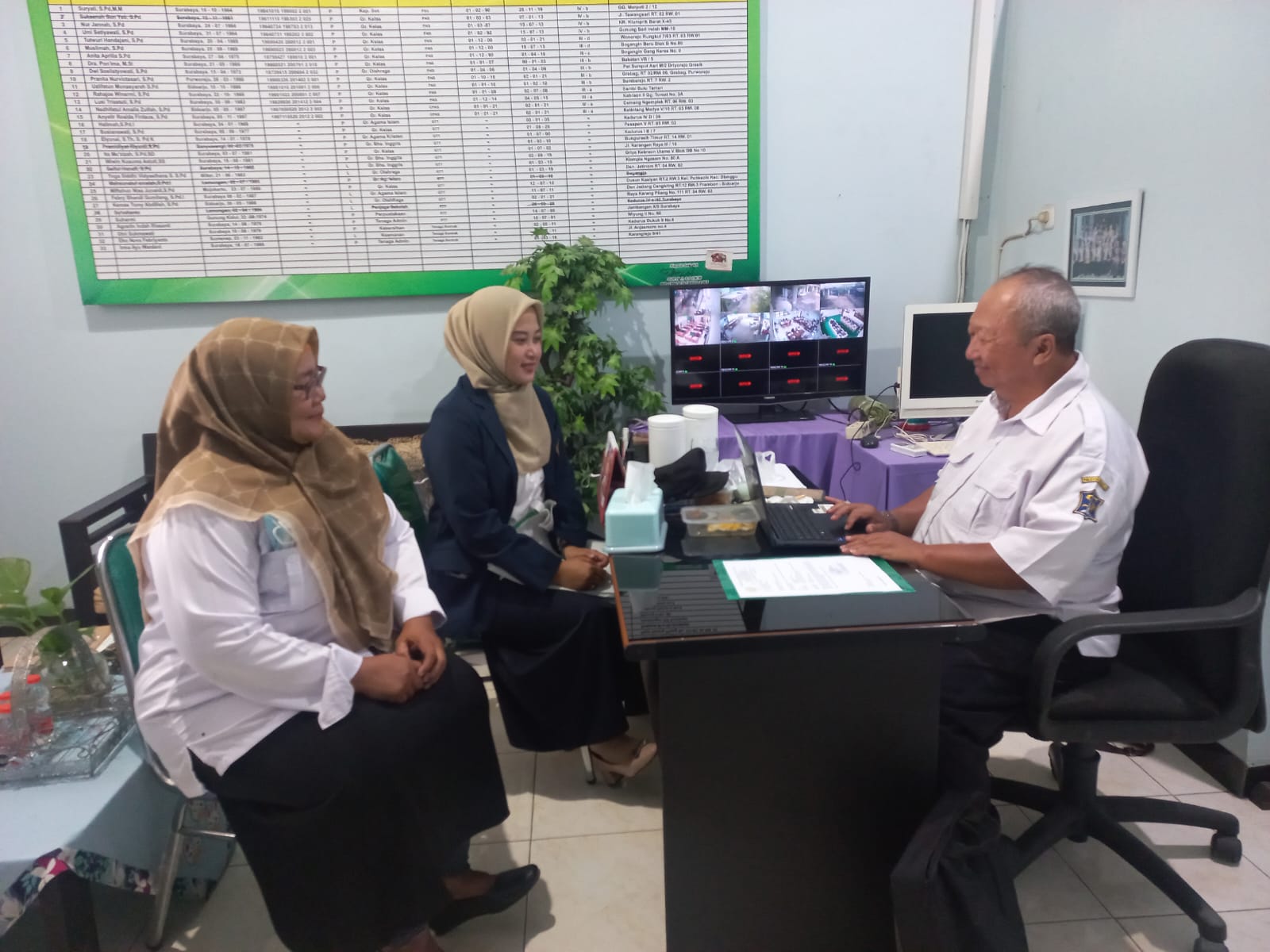 Mahasiswi S2 Unesa Teliti Pengaruh Manajemen Pembelajaran dan Iklim Sekolah terhadap Hasil Belajar Siswa SD di Karangpilang