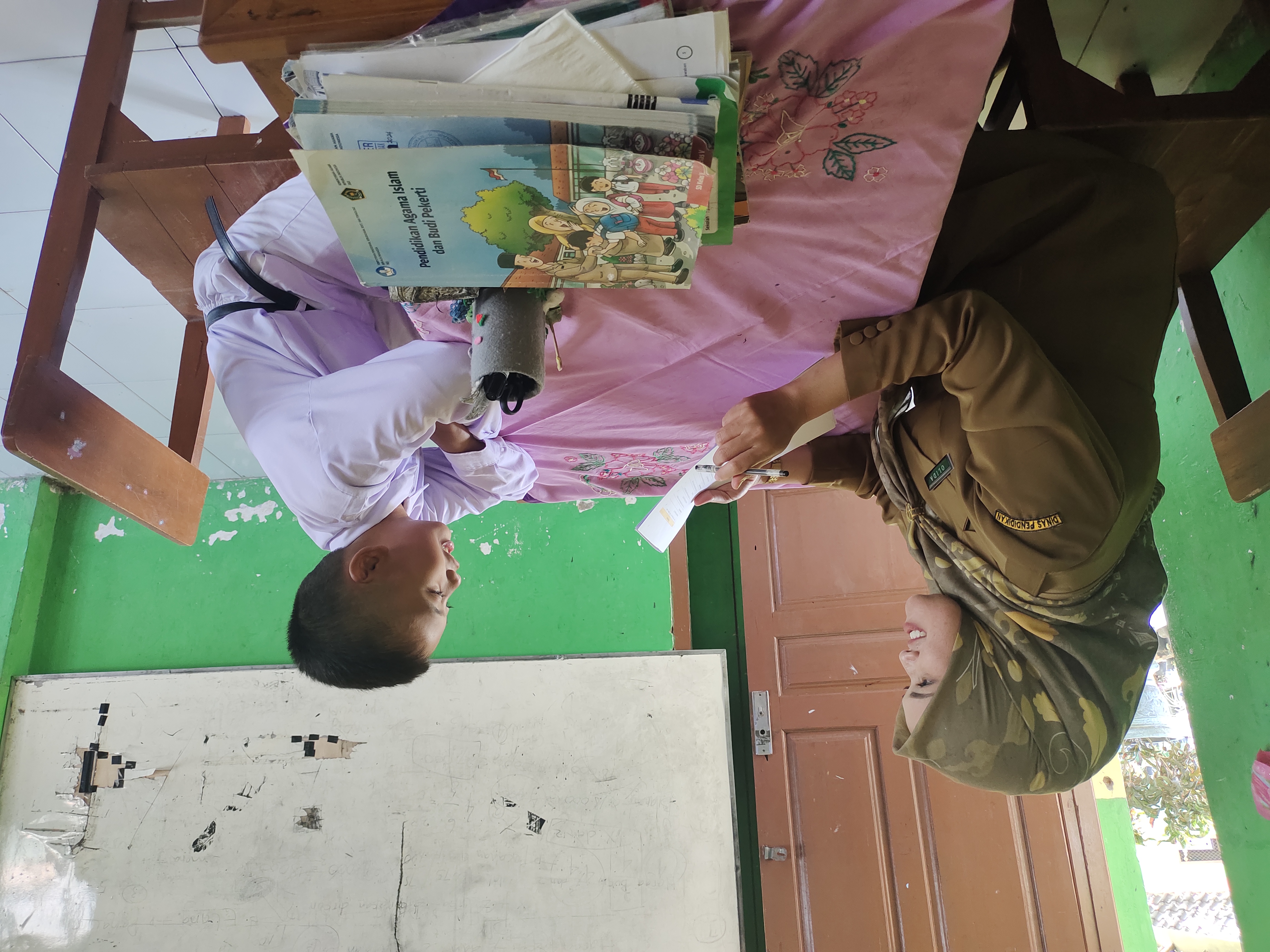 <strong>Mahasiswa FIP Unesa Teliti Penerapan Social Emotional Learning pada Pembelajaran IPS Sekolah Dasar</strong>