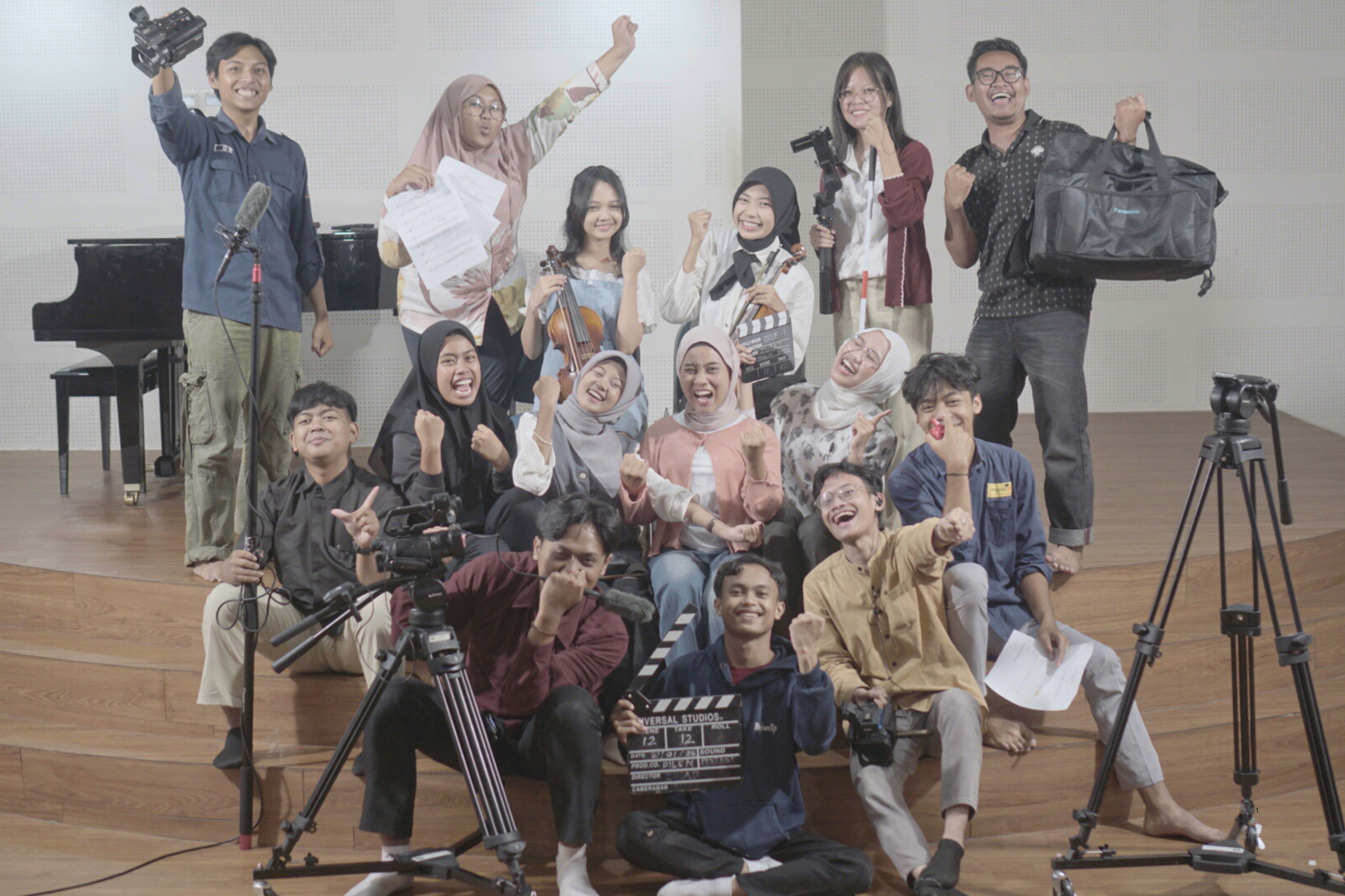 Kolaborasi Mahasiswa FIP dan FBS UNESA pada Film Pendek “SERENATA : Bawa Aku Pulang”
