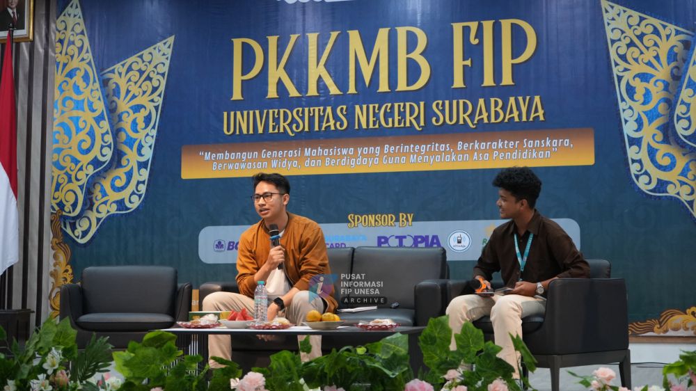 Hari Kedua PKKMB FIP UNESA Bekali Mahasiswa Baru Wawasan Era Digital hingga Pencegahan Narkoba