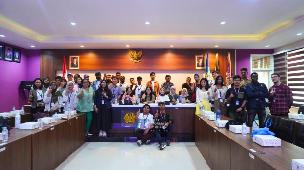 UNESA Summer Camp 2026 Pertemukan Mahasiswa Internasional dalam Sesi Berbagi Pengalaman Lintas Budaya